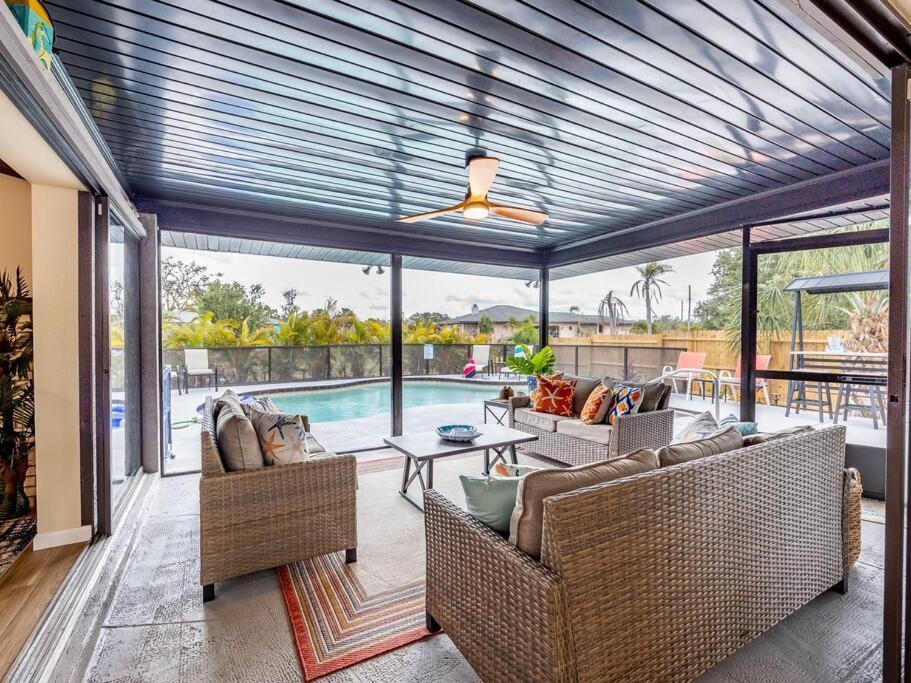 Englewood, Manasota Keys - 2 Bedroom Luxury Villa, Pool, Game Room, 6 Min To Beaches Next To Canal Εξωτερικό φωτογραφία
